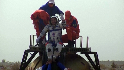 Astronautas vuelven a Tierra tras cumplir su misión más larga en el espacio