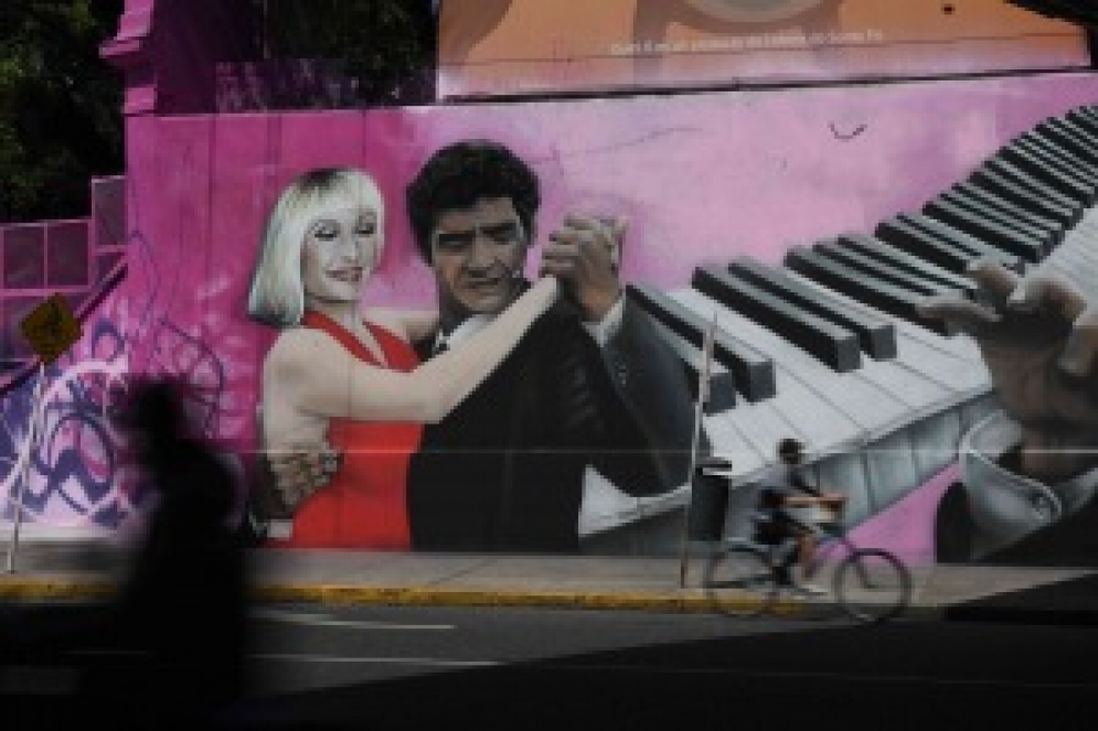 Varios proyectos artísticos recuerdan y engrandecen el mito de Maradona, quien cumpliría 63 años