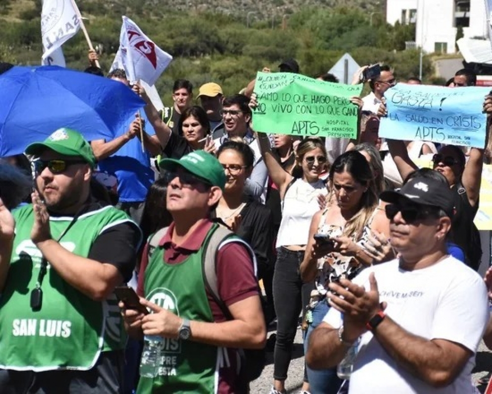 Alertan por el desmantelamiento de la salud pública en la provincia