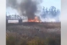 Incendio ocurrido e domingo en la zona del lecho del Río V causó daños significativos en el puente peatonal